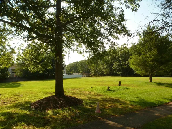 11 Roosevelt Ave, Northfield, NJ 08225