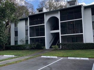 1372 Pine Ridge Cir E APT A2, Tarpon Springs, FL 34688