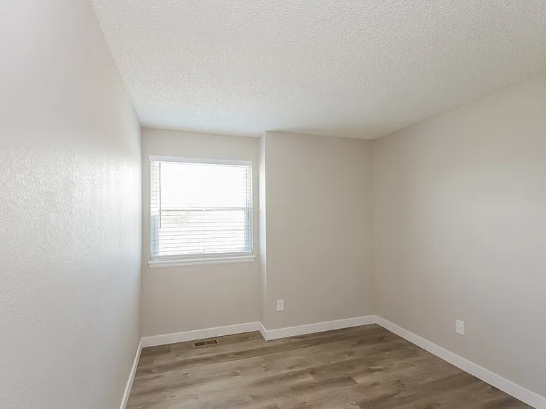 5763 S Quatar Cir — Photo 15