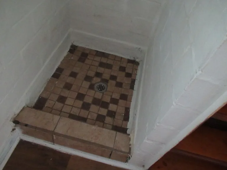 806 N Park St #B — Photo 10