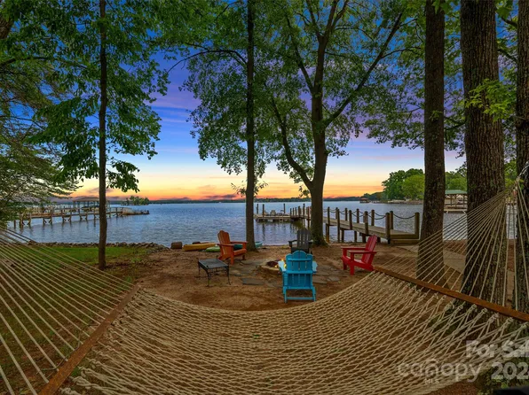 7737 Cambridge Way, Denver, NC 28037