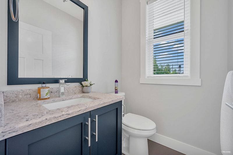 New Westminster Apartment for rent - 3 Bedrooms — photo 12