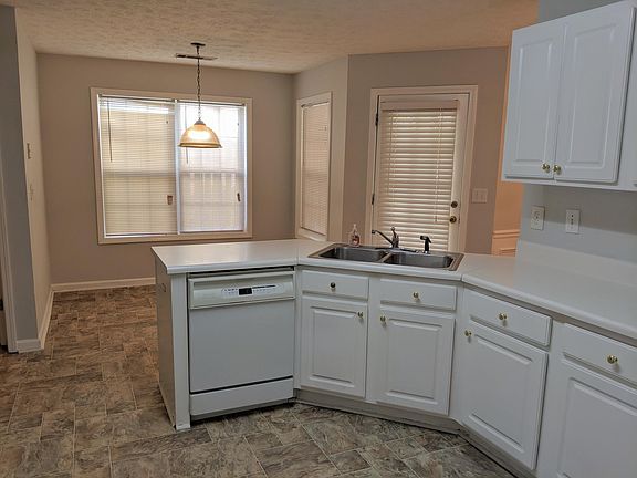 5th image of 2230 Carlysle Cove Dr