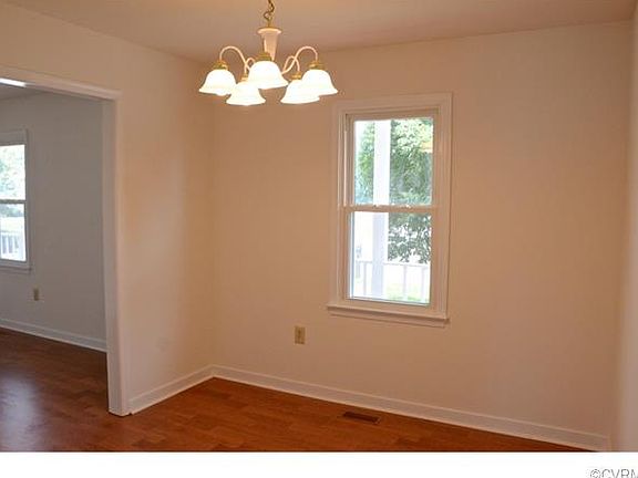 3rd image of 7430 Pineleaf Dr