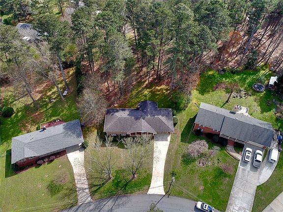 2nd image of 1143 Lanford Cir
