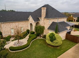 912 Country Club Dr, Heath, TX 75032