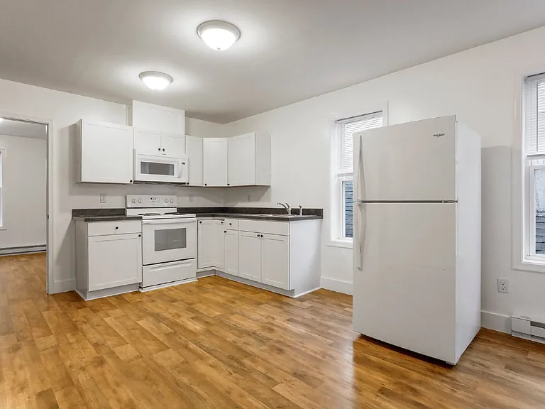 207 N Mulberry St #3 — Photo 7
