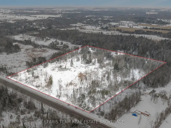 3152 Davis Dr, East Gwillimbury, ON L9N 0L4