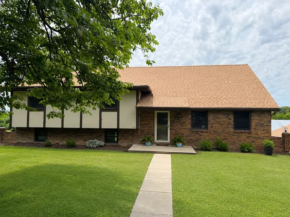 26003 155th St, Leavenworth, KS 66048