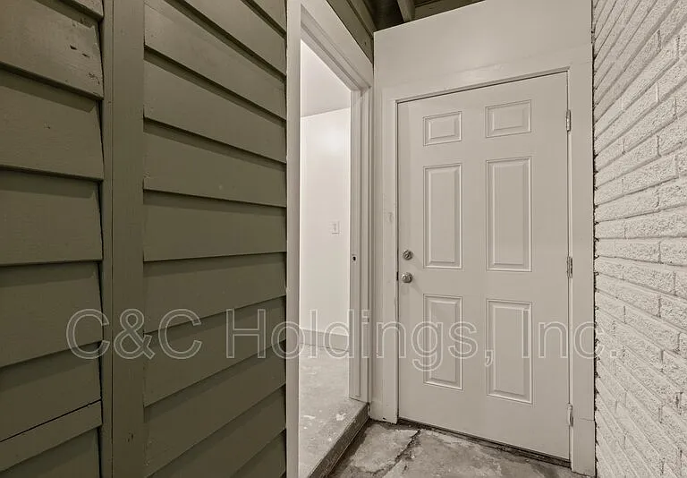 4541 E 32nd Pl — Photo 39