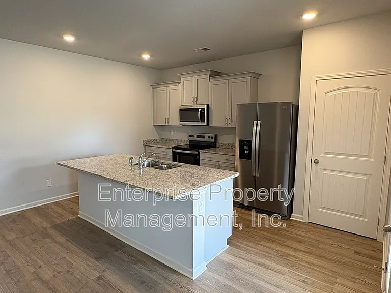 265 Kipling Dr — Photo 10