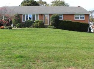 6 Randall Dr, Enola, PA 17025