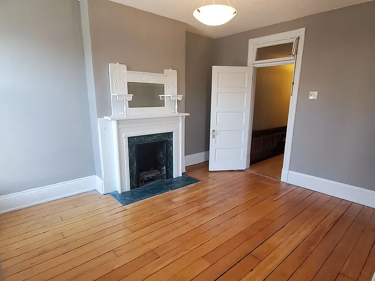 2054 N Cambridge Ave — Photo 27