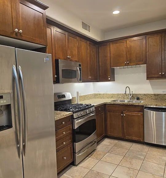 629 Traction Ave #227 — Photo 17
