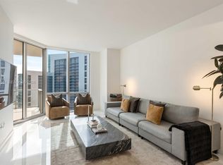 Paramount, Miami, FL 33132