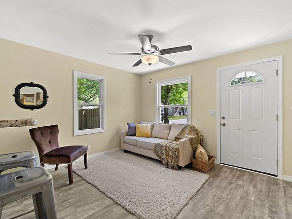 4th image of 3777 41st Ave N