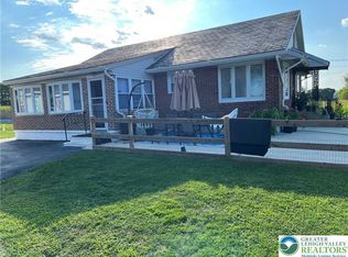 3092 Mauch Chunk Rd N, Allentown, PA 18104