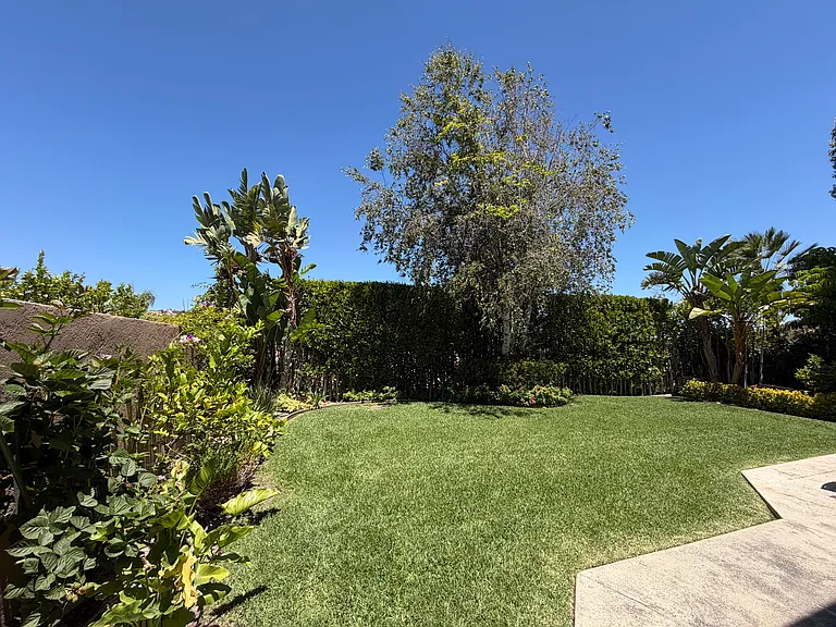 24675 Vista Cerritos — Photo 45