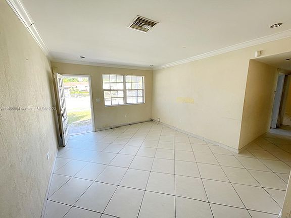 3rd image of 1242 NE 145th St