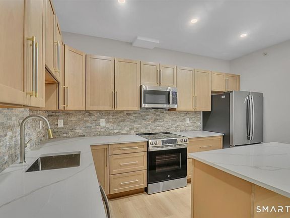 2nd image of 1347 New Haven Rd #3