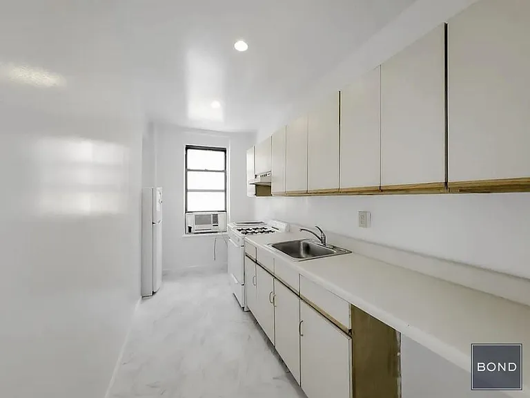 799 Lexington Ave #4 — Photo 6