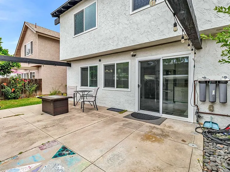 10618 Esmeraldas Dr — Photo 25
