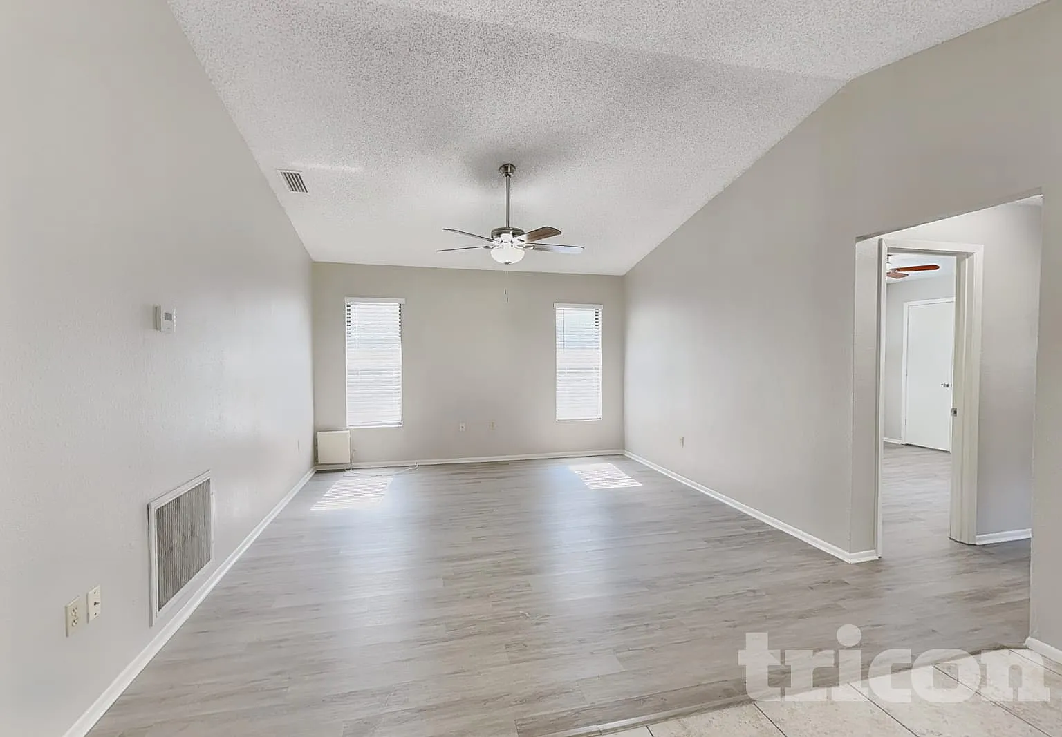 2273 Seward Circle Sarasota FL — Photo 2