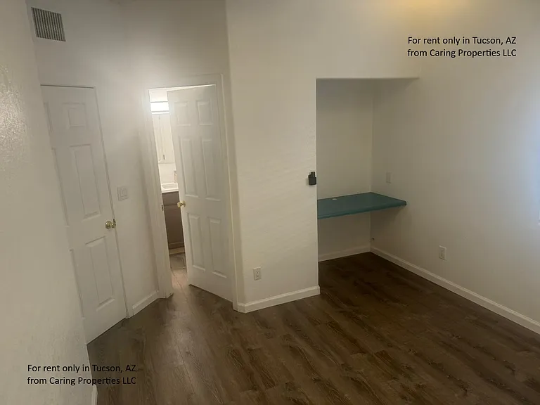 913 E Hedrick Dr #2 — Photo 8