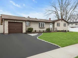893 Connetquot Avenue, Islip Terrace, NY 11752