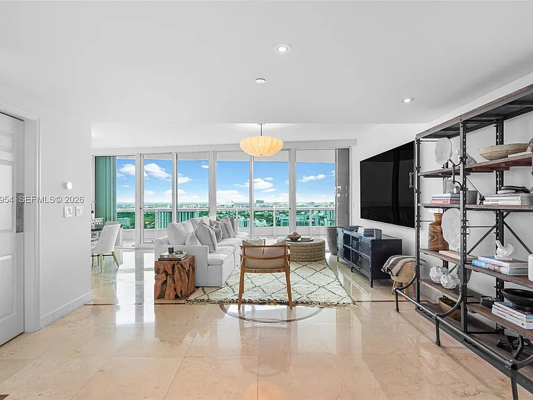 1643 Brickell Ave #2805 — Photo 10
