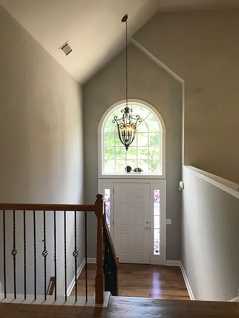 5 bed, 3500 sqft, $3,000 — Photo 3
