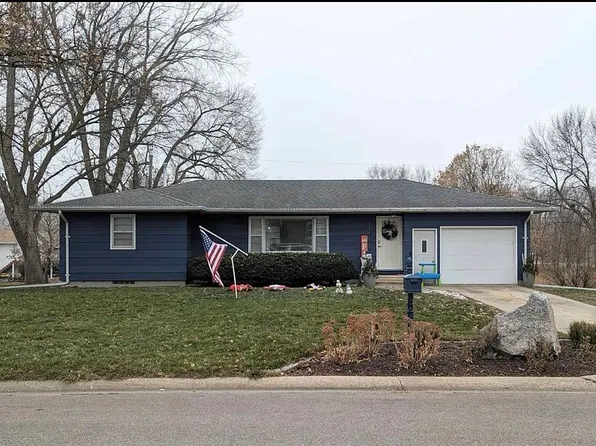 1006 Terrace Dr, Humboldt, IA 50548