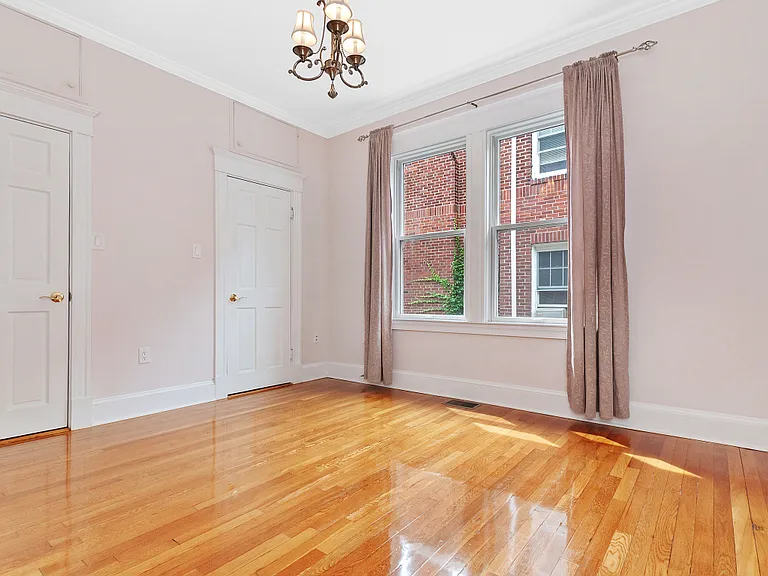 275 Mason Ter #L — Photo 7