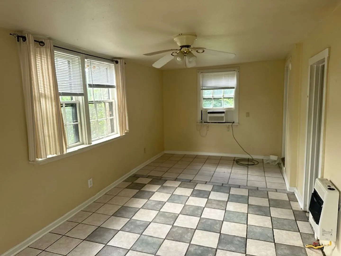 700 anna pl — Photo 3
