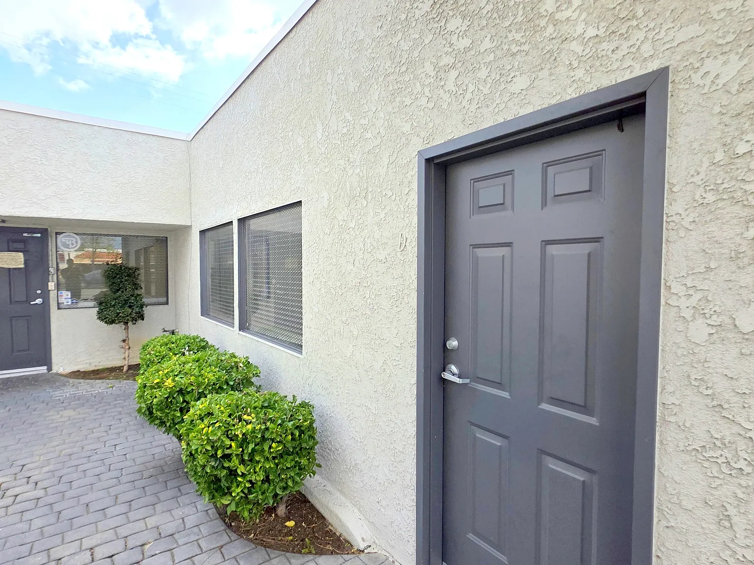 750 North Mountain Ave Upland CA 91786 - D — Photo 1