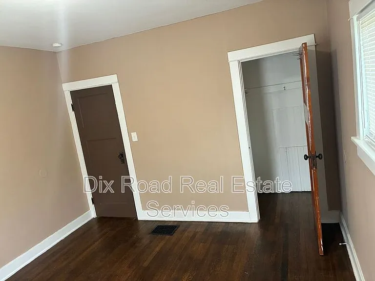 1430 Coventry Rd — Photo 22