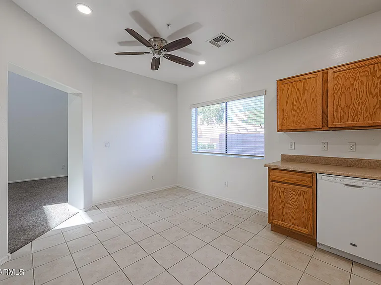 8940 W Olive Ave #70 — Photo 6