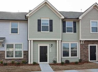 3210 Warm Springs Ln, Raleigh, NC 27610