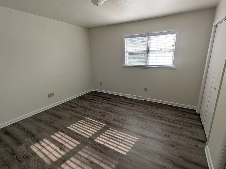 221 N 5th St #82 — Photo 5