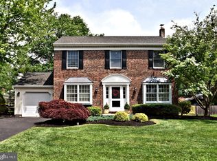 341 Cambridge Ln, Newtown, PA 18940