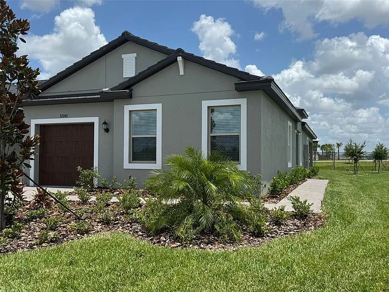 32040 Griffin Sands Ln — Photo 4