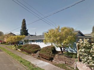 1307 SE Lafayette St, Portland, OR