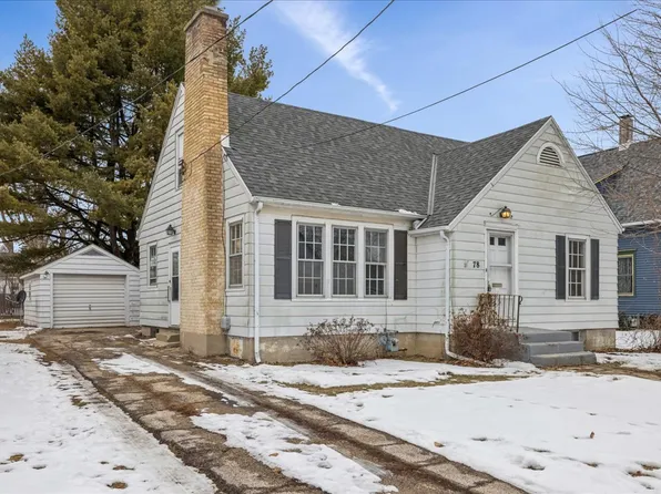 78 S Edison Ave, Elgin, IL 60123