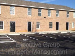 445-2 W Vine St, Radcliff, KY 40160