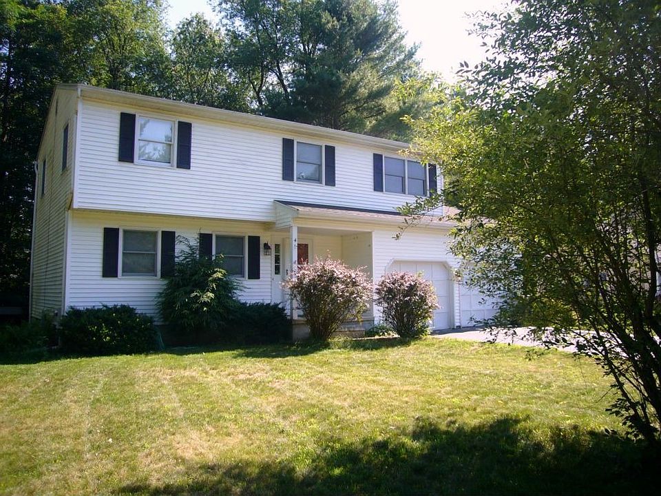 1st image of 4 Snowberry Dr