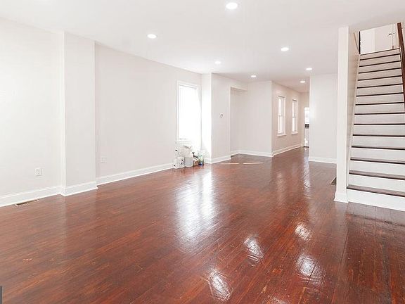 5th image of 7133 Yocum St