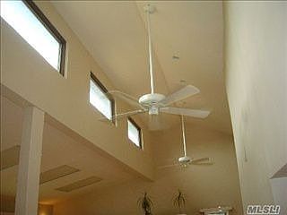 5th image of 2315 Washington Ave