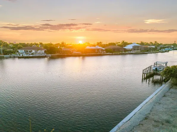 450 N Barfield Dr, Marco Island, FL 34145