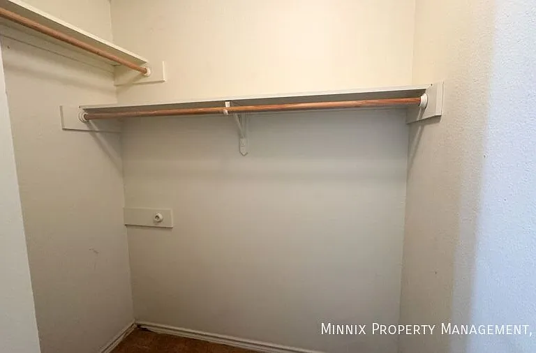 5415 Marshall St #B — Photo 16