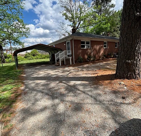 5226 Collindale Rd — Photo 1
